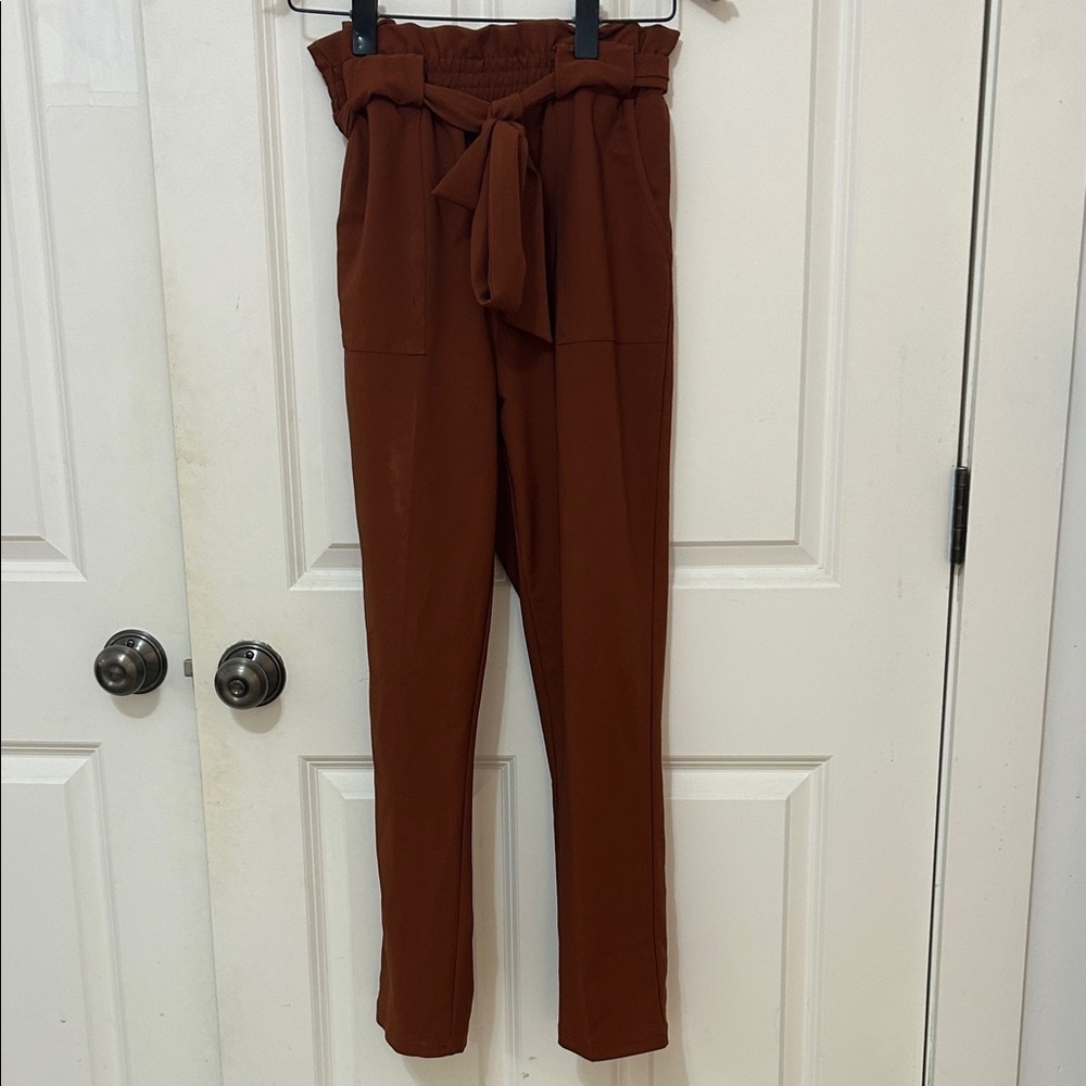 Kate Kasin Paperbag Waist Pants size small rust brown with tye belt